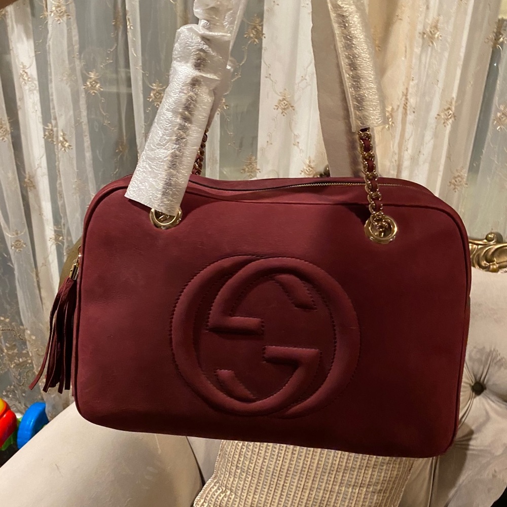 Gucci
Soho Chain Zip Shoulder Bag Medium
